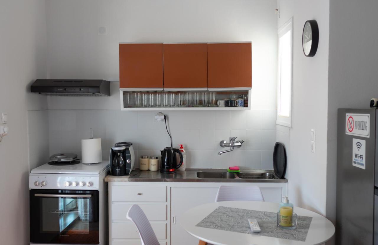 Ferienwohnung Whitehouse Loutraki Exterior foto