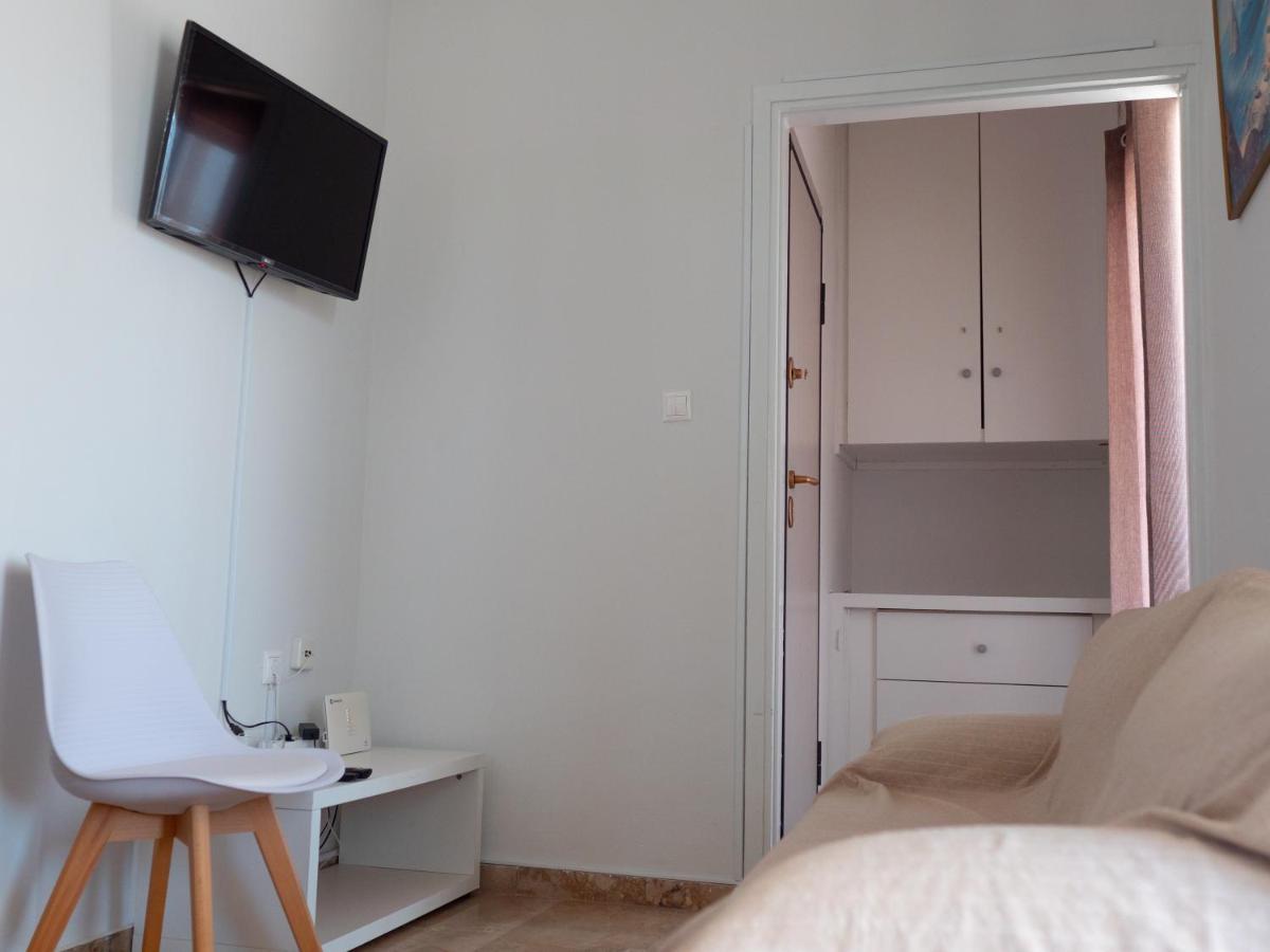 Ferienwohnung Whitehouse Loutraki Exterior foto